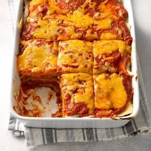 Pan Burritos Recipe: How to Make It Southwestern Lasagna, Enchiladas Bake, Mexican Casseroles, Enchilada Lasagna, Cream Cheese Enchiladas, Turkey Lasagna, Turkey Enchiladas, Mexican Lasagna, Casserole Easy