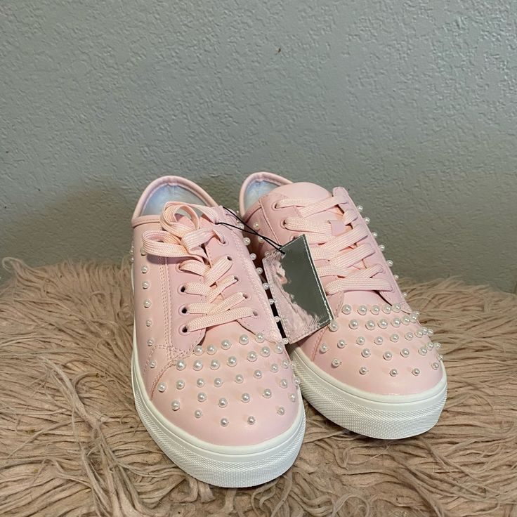 Pink Sneakers With White Pearls, Brand New With The Tag Still Attached. Pink Sneakers With Studded Rubber Outsoles For Spring, Trendy Studded Sneakers For Spring, Trendy Spiked Sneakers, Trendy Low-top Spiked Sneakers, Converse X Jw Anderson, Dolce Vita Sneakers, Old Skool Platform, Hidden Wedge Sneakers, Cloud Shoes