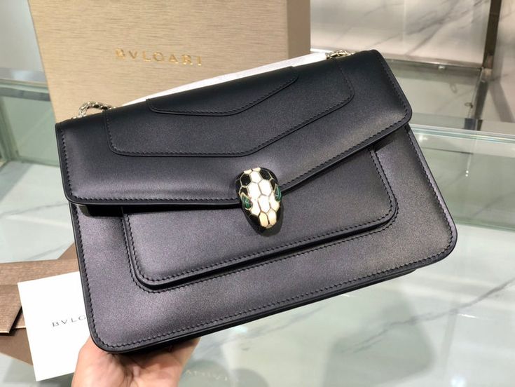 Size: 25cm*7.5cm*17cm It comes with Dust box, Care manual, Tag, and Paper bag. High-end Top Handle Bag As Gift, Designer Black Flap Bag Gift, Designer Bag With Removable Pouch For Gift, Luxury Envelope Bag For Shopping, Luxury Envelope Shopping Bag, Gift Top Handle Shoulder Bag With Original Box, High-end Satchel With Top Carry Handle As Gift, High-end Black Shoulder Bag For Gift, High-end Crossbody Bag As Gift