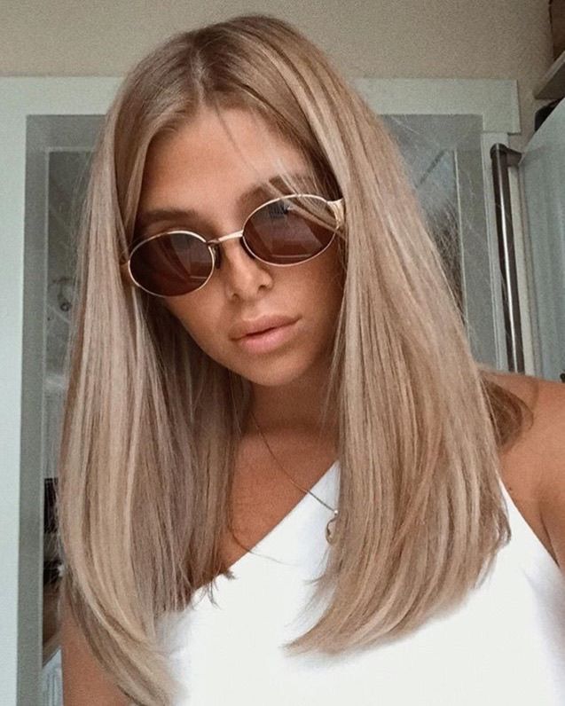 Beige Blond, Kadeřnické Trendy, New Hair Trends, Fesyen Rambut, Vlasové Trendy, Fishtail Braid, Haircut Styles, Beige Blonde, Brown Blonde Hair