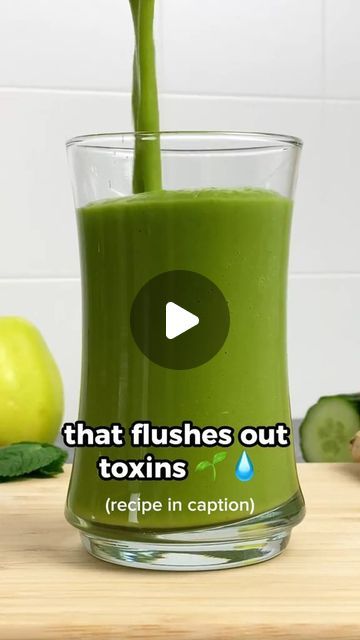 664K views · 33K likes | Homedeliveryke on Instagram: "Today we want to share with you a smoothie recipe that will help you in flushing out toxins in your body.  It also contain rich desnse nutrients, will boost your immune system and aid in your weight loss challenge.

Ingredients:
Green tea
Apple 🍏
Cucumber 🥒
Flaxseeds
Avocado 🥑
Ginger
Lemon Juice
Mint leaves
Spinach 🥬

Blend all the ingridients and enjoy your drink 🥤.

#onlinegrocerystore #smoothie #weightlosssmothie #homedelivery" Ginger Lemon Juice, Healthy Green Juice, Immune Boosting Smoothie, Green Juice Recipe, Green Smoothie Diet, Cucumber Diet, Detox Smoothie Recipes, Best Smoothie Recipes, Easy Detox