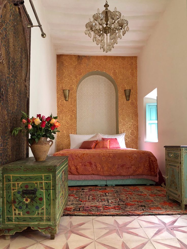 Marrakech Riad, Mediterranean Bedroom, Room Deco, Stenciling, House Room, Dream House Decor, My New Room, House Inspo, Dream Home Design