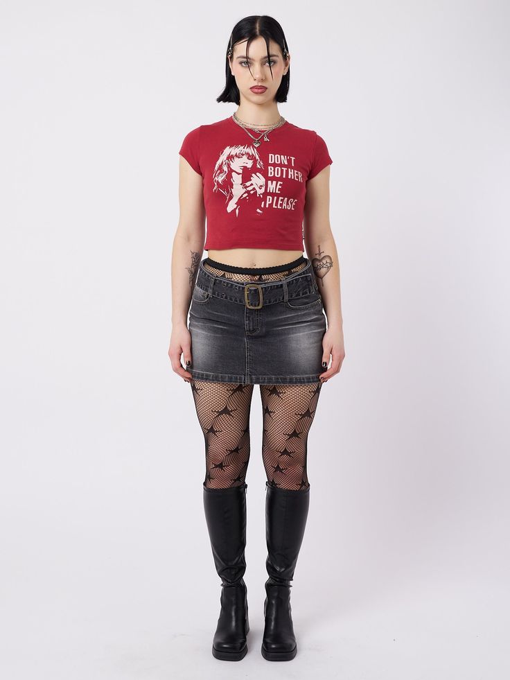 Discover new trendy graphic styles with our baby tee and t-shirt collection at Minga London. International shipping available and 15% off for students. Order online today. Red Baby Tee, Baby Tee Outfit, Don't Bother Me, Minga London, Graphic Styles, Graphic Baby Tee, Baby Graphic Tees, Red Baby, Cute Cat Gif