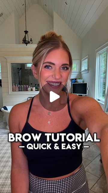 How To Fill In Eyebrows, How To Shape Eyebrows, Art Deco Makeup, Easy Eyebrow Tutorial, How To Do Eyebrows, Sparse Eyebrows, Eyebrow Hacks, Brow Tutorial, Filling In Eyebrows