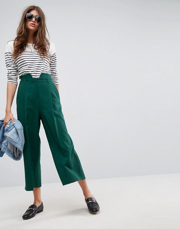 ASOS Tailored Culottes With Notch Waist Outfit Color Combos Men, Emerald Green Pants Outfit, Army Green Pants Outfit, Emerald Green Pants, Green Trousers Outfit, Culotte Outfit, Outfit Color Combos, Trousers Outfit Casual, Green Pants Outfit