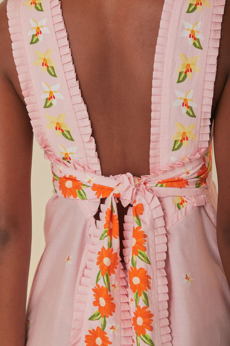 Pink Papaya Salad Maxi Dress – FARM Rio Feminine Maxi Dress, Tropical Resort Wear, What To Wear In Greece In June, Fiesta Party Outfit Women, Lemon Dress Outfit, Kentucky Derby Dresses For Women, Summer 2025 Trends, London Summer Style, Fruity Fashion