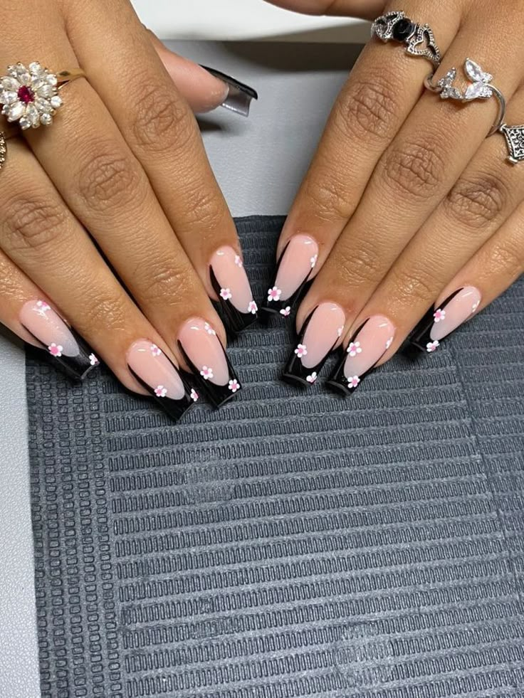 Word Tattoo Designs, Neutral Nails Acrylic, Black French Nails, Pink Tip Nails, Black Coquette, Black French Tip, Word Tattoo, Wow Nails, Punk Nails