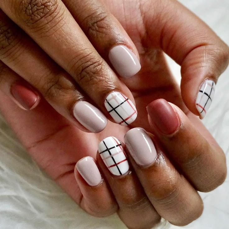 Plaid Nail Designs, Plaid Nail Art, Fall Nail Art Designs, Art Designs Ideas, 2024 Nails, Plaid Nails, Cute Gel Nails, Her Nails, Fall Nail Art