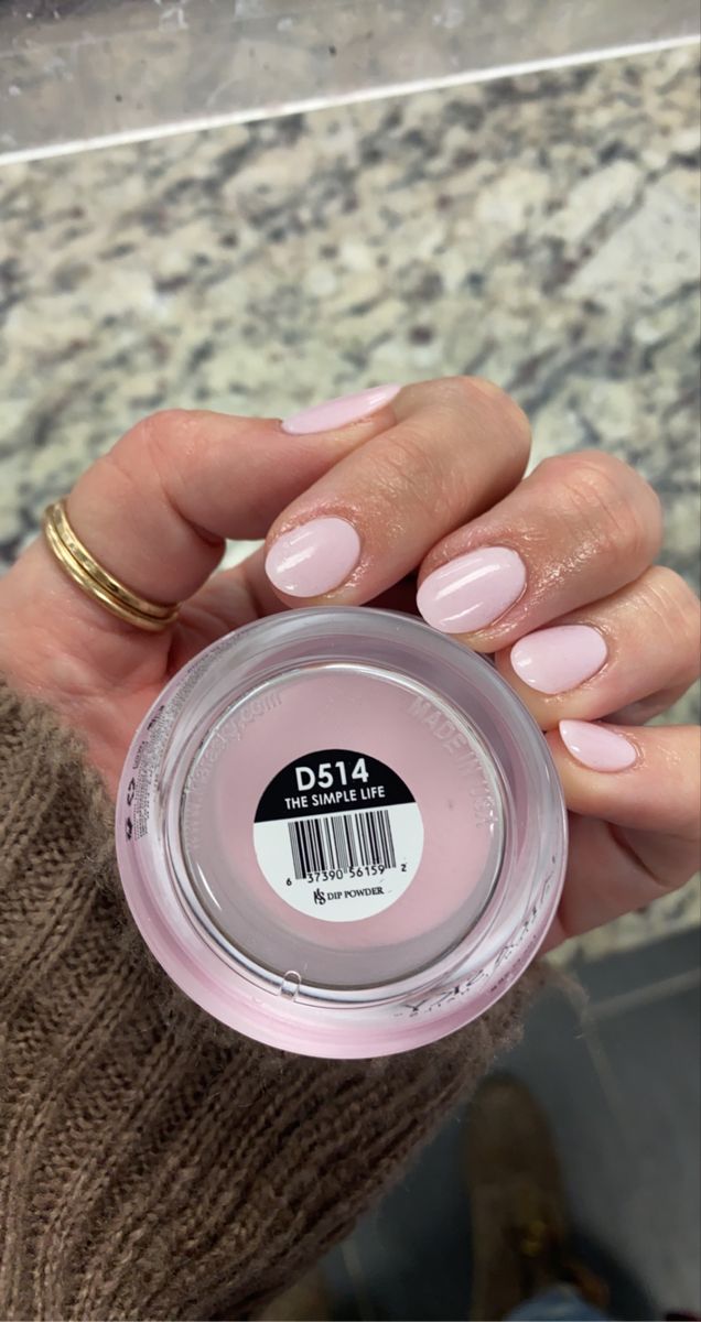 Light Pink Sns Nails Powder, Pale Pink Manicure Ideas, Sns Dipping Powder Colors, Best Sns Dip Colors, Soft Pink Sns Nails, Sns Dip Nails Colors, Pink Natural Dip Nails, Light Pink Dip Powder Nails Almond, Light Color Dip Powder Nails