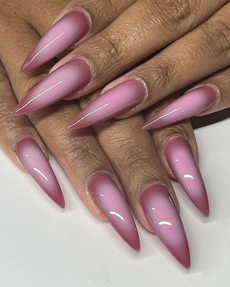 Pink Aesthetic Valentines, Ombre Pink Nails, Designs For Nails, Light Pink Aesthetic, Aesthetic Valentines, Airbrush Nails, Long Stiletto, Claw Nails, Ombre Pink