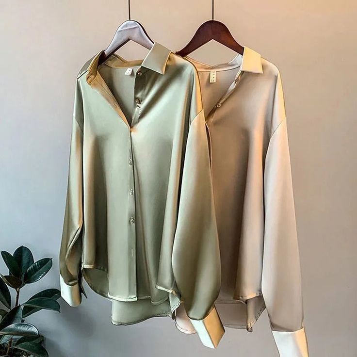 Satin Shirts For Women, Top Transparente, Khaki Blouse, Chique Outfit, Satin Bluse, Women Long Sleeve Dress, Vintage Blouse, Satin Shirt, Bhutan