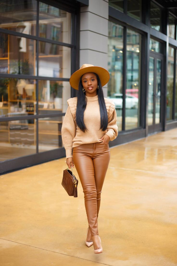 Brown Full Bodysuit Outfit, Tan Leather Pants Outfit Fall, Sweater Outfit Ideas For Women, Brown Leather Pants Outfit, Brown Outfit Ideas, Tan Sweater Outfit, Sweater Outfit Ideas, Brown Leather Pants, Leather Pants Outfit