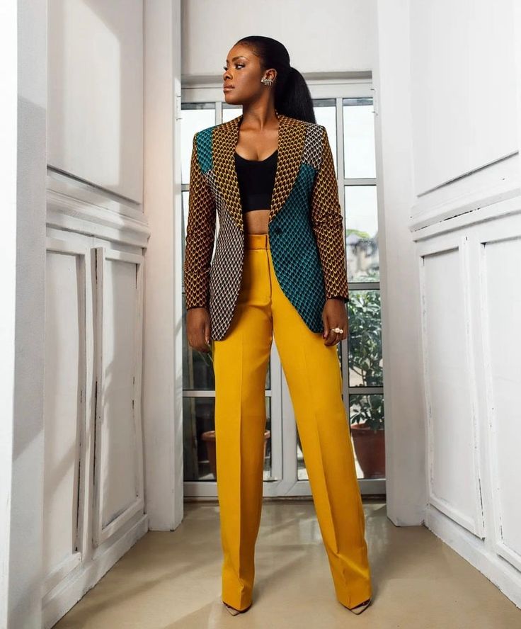 Mixed Print Ankara Blazer and Plain Pants for Women, Ankara Work Wear, Women Office Jacket, Long Sleeve Blazer, African Print Women Suit - Etsy Sweden Ankara Blazers For Women, Ankara Suit, Ankara Jackets, African Wear Dresses, African Fashion Traditional, African Fashion Ankara, African Fashion Women Clothing, African Inspired Fashion, Woman Suit Fashion