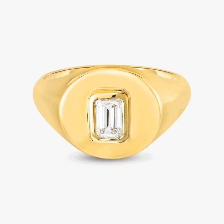 Signet Ring, 14K Solid Gold Pinky Ring, Solitaire Ring, Lab Diamond Ring, Emerald Cut Moissanite Ring, 14K Solid Gold Ring, Promise Ring The stones in jewelry are 𝟏𝟎𝟎% hand-crafted it is cut and polished by our experienced craftsman. 💎 𝐌𝐨𝐢𝐬𝐬𝐚𝐧𝐢𝐭𝐞💎 is the diamond's best alternative. 𝐃𝐞𝐬𝐜𝐫𝐢𝐩𝐭𝐢𝐨𝐧 𝐨𝐟 𝐑𝐢𝐧𝐠 ● 𝐌𝐨𝐢𝐬𝐬𝐚𝐧𝐢𝐭𝐞 𝐃𝐞𝐭𝐚𝐢𝐥𝐬 ➡ Main Stone Material:- 𝐌𝐨𝐢𝐬𝐬𝐚𝐧𝐢𝐭𝐞 ➡ Stone Shape:- 𝐄𝐦𝐞𝐫𝐚𝐥𝐝 ➡ Stone Carat Weight:- 𝟎.𝟑𝟏 𝐓𝐂𝐖 ➡ All Stone Color:- Near Colorless ➡ All Stone Clarity:- VVS ➡ Stone Luster:- Excellent ➡ Stone Make:- High Quality ➡ Mohs Scale :- Moissanite 𝟗.𝟐𝟓 ➡ Refractive Index:- 𝟐.𝟔𝟓 (Moissanite) ● 𝐌𝐞𝐭𝐚𝐥 𝐃𝐞𝐭𝐚𝐢𝐥𝐬 ➡ Metal Type: 𝟗𝟐𝟓 𝐒𝐢𝐥𝐯𝐞𝐫 / 𝟏𝟎𝐊𝐓/𝟏𝟒𝐊𝐓/𝟏𝟖𝐊𝐓 𝐆𝐨𝐥𝐝/𝐏𝐥𝐚𝐭𝐢𝐧𝐮𝐦 ➡ M Diamond Ring Emerald Cut, Signet Pinky Ring, Emerald Cut Moissanite Ring, Diamond Ring Emerald, Gold Pinky Ring, Diamond Ear Cuff, Necklace Length Guide, Bracelet Size Chart, Diamond Huggies