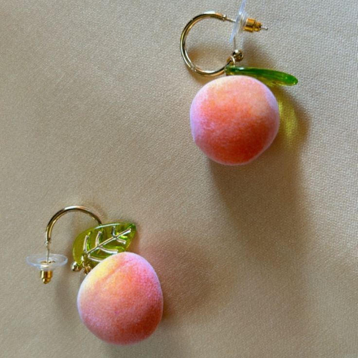 Bohemian Peach Earrings In Gold Tone New (Boutique Packaging)Super Lightweight ******Let Me Know If You Like To Bundle With Another Listing! ******I Always Accept Reasonable Offers ***** Tags : Anthro Anthropologie Free People We The Free Zara Zara Jewelry Lili Pulitzer 8 Other Reasons For Love And Lemons Ettika Shashi The M Jewelers Asos Revolve Boho Bohemian Gypsy Minimalist Country Beaded Festive Luxury Contemporary Vintage Free People Earrings, Boutique Packaging, M Jewelers, Dope Jewelry Accessories, Peach Earrings, Contemporary Vintage, Zara Jewelry, Free People Jewelry, Fruit Jewelry