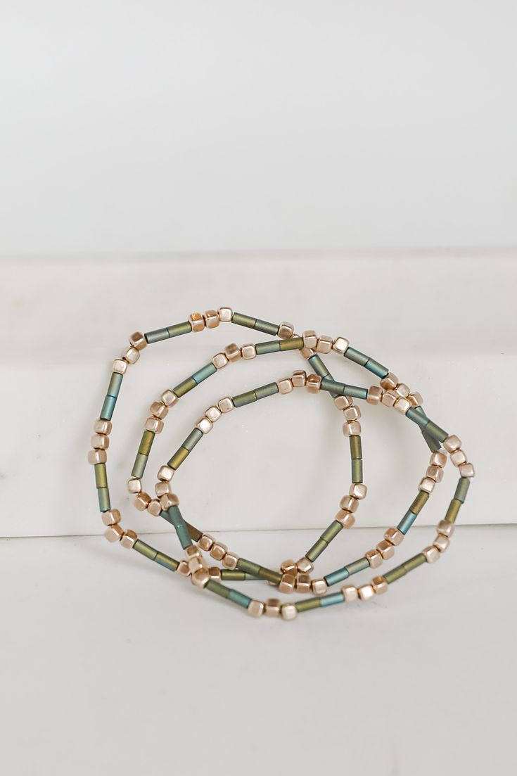 Hannah Green Beaded Bracelet Set Green Beaded Bracelets, Trendy Bracelets, Cute Handbags, Boutique Dress, Boutique Accessories, Rhinestone Bracelet, Pretty Jewellery, Gold Beads, Stretch Bracelets