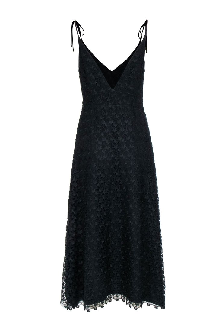 Look dazzling in this Joie black formal dress! The lace affair is a surefire way to stand out and will have you looking your best. Style with strappy heels, statement jewelry, and a chic clutch to finish the look. Get ready to wow the crowd! Size 6 100% Polyester Fully lined Invisible side zipper Sleeveless tie straps V-neckline Bust 36" Waist 31" Shoulder to hem 52" Elegant Lace Evening Dress For Spring, Elegant Spring Evening Dress With Lace Bodice, Elegant Spring Evening Dress With Scalloped Lace, Formal Evening Dress With Lace Bodice And Spaghetti Straps, Summer Lace Evening Dress For Formal Occasions, Summer Lace Evening Dress For Formal Events, Summer Formal Lace Evening Dress, Elegant Black Lace Dress With Spaghetti Straps, Elegant Summer Evening Dress With Lace Bodice