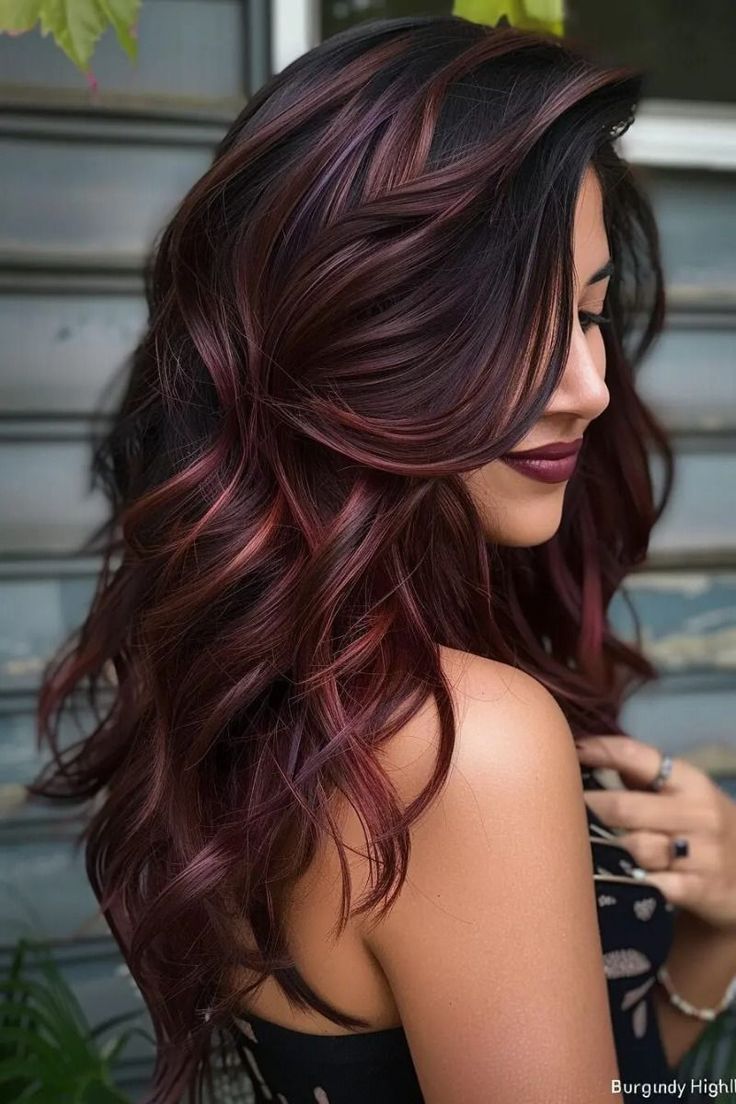 Red Hair With Burgundy Highlights, Brown Blonde Burgundy Hair, Fall Hair One Color, Fall Hair Fashion Colors, Dark Brown Red Hair With Highlights, Blonde To Burgundy Hair, Burgundy Hair Color With Highlights, Fall Hair Color For Brunettes Long, Fall Hair Colors With Highlights