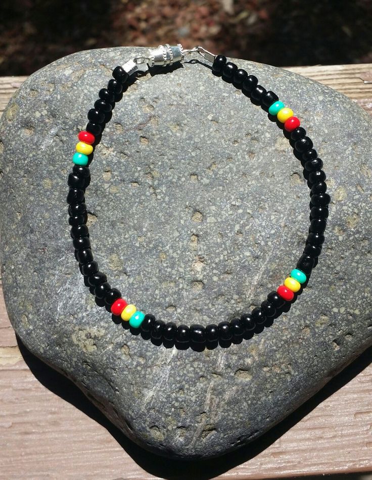 Bob Marley Bracelet, Rasta Jewelry, Bob Marley Colors, Rasta Bracelet, Pony Bead Bracelets, Rasta Colors, Beaded Necklace Diy, Diy Bracelets Patterns, Handmade Jewelry Tutorials