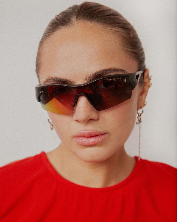 Running Sunglasses Women, Oakley Sunglasses Women, Ski Sunglasses, Running Sunglasses, Sporty Sunglasses, Sports Frames, Orange Mirror, All Face Shapes, Oakley Glasses