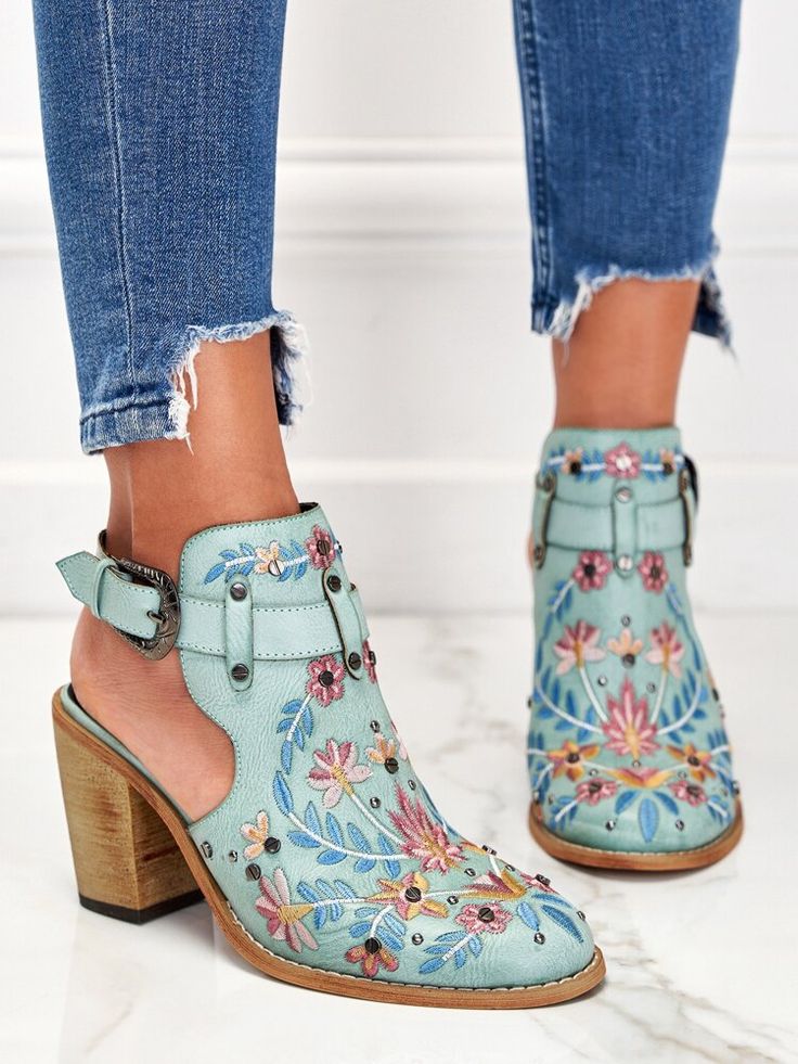 Embroidered Chunky Heels, Chunky Heeled Boots, Comfy Heels, شال كروشيه, Shoes Boots Ankle, Chunky High Heels, Chunky Heels Sandals, Slingback Sandals, Buckle Sandals