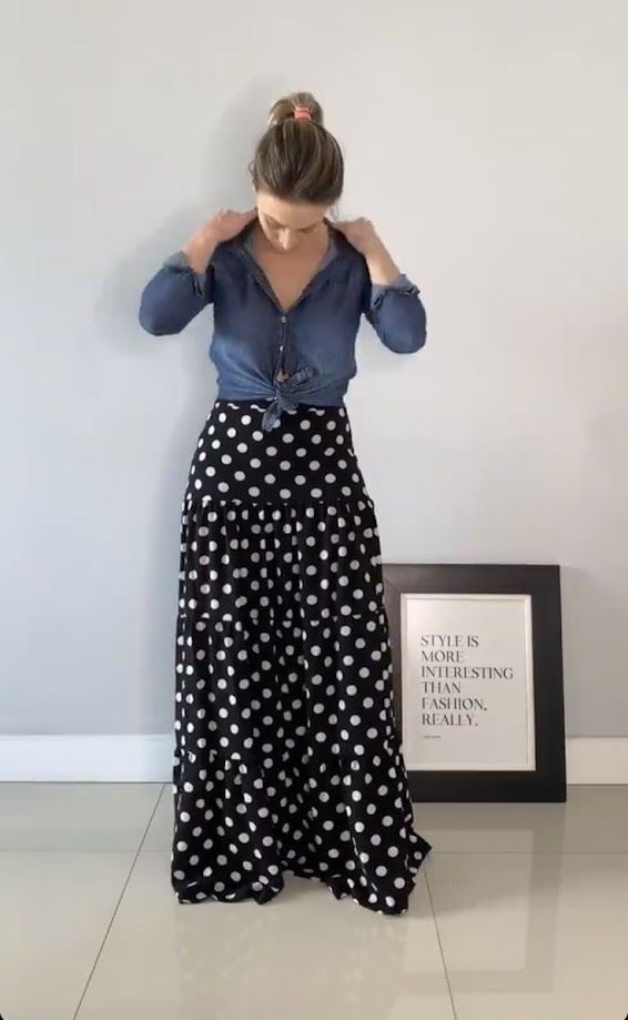 Polka Dot Skirt Outfit, Dot Skirt Outfit, Moodboard Fashion, Best Winter Outfits, Modesty Outfits, Outfits 90s, Luxe Style, Polka Dot Skirt, Dot Skirt