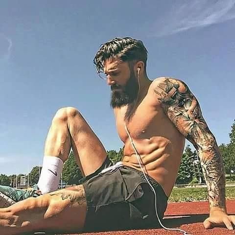 Daily Dose Of Awesome Beard Style Ideas From Beardoholic.com Long Beard Styles, Long Beard, Beard Style, Great Beards, Styles Ideas, Beard Tattoo, Awesome Beards, Long Beards, Corte De Cabelo Masculino