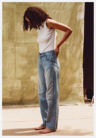 jane lancaster – imogene + willie Imogene Willie, White Tee Shirts, Outdoor Photoshoot, Street Style Summer, Photo Inspo, Premium Denim, Lancaster, Pants Outfit, Recycled Cotton