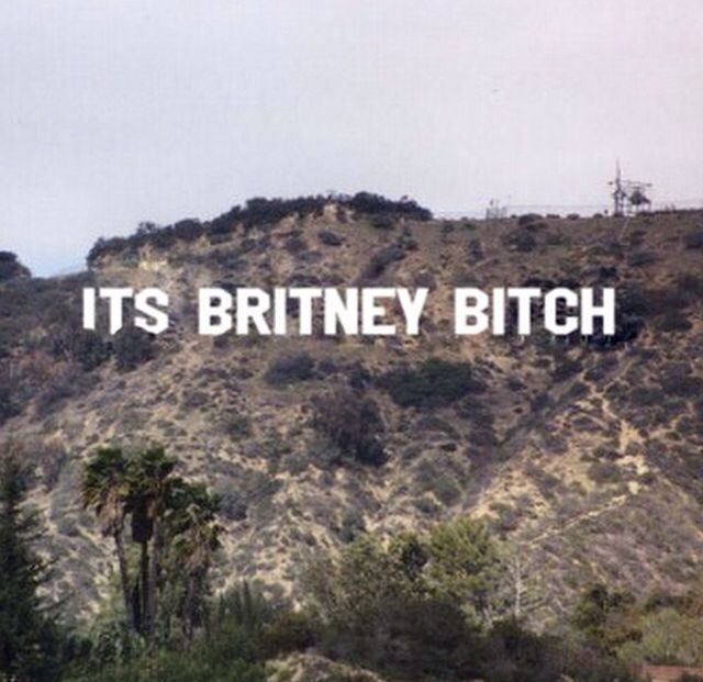 Britney Spears Meme, Britney Meme, Britney Spears Aesthetic, 2007 Aesthetic, Britney Spears Songs, Britney Spears 2000s, Britney Jean, Baby One More Time, Hollywood Sign