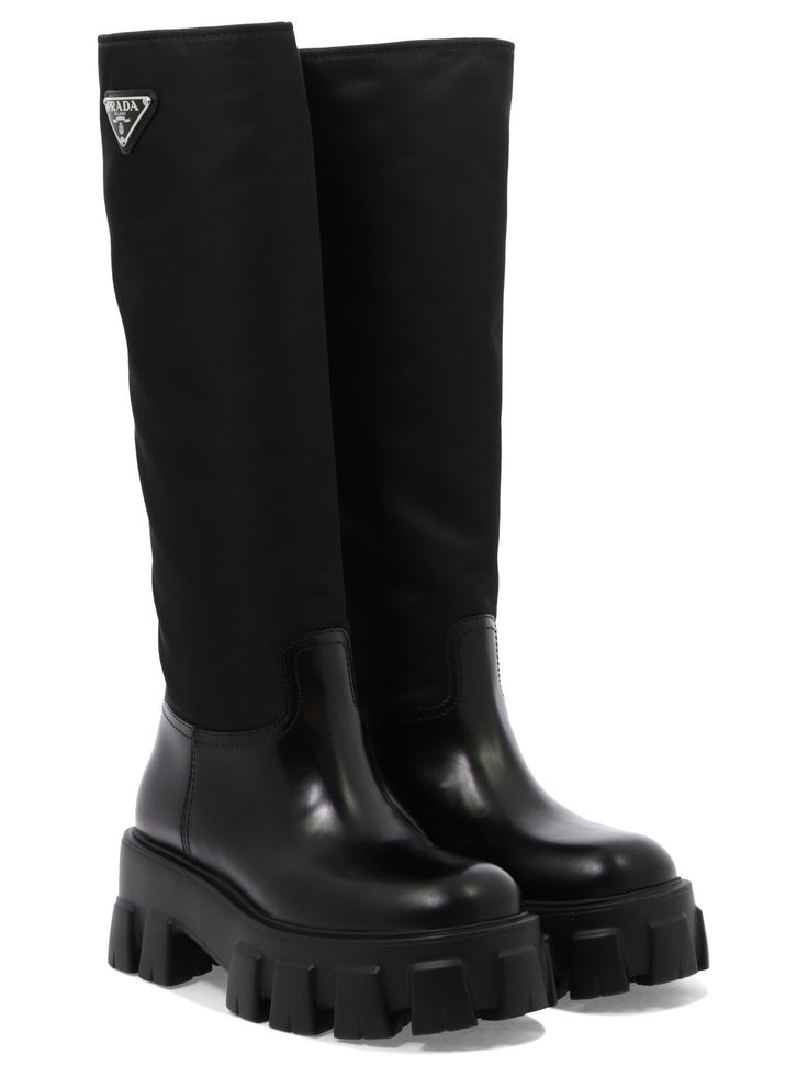 HEIGHT: 6,5 CM Designer Black Calf Leather Knee-high Boots, Black Mid-calf Calf-leather Boots With Lug Sole, Black Knee-high Boots With Lug Sole For Winter, Winter Black Knee-high Boots With Lug Sole, Luxury Winter Boots With Lug Sole, Black Calf Leather Boots With Lug Sole, Luxury Black Knee-high Heeled Boots, Designer Winter Boots With Reinforced Heel, Black Calf Leather Platform Boots For Winter