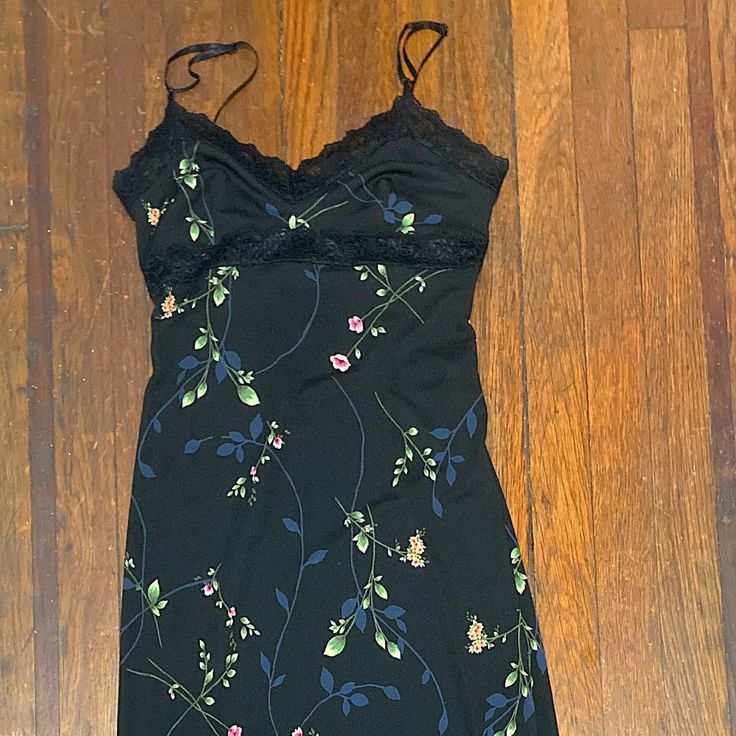 Bcbg Dresses Gorgeous Black Maxi Floral Lace Dress. Size Small, Made In Usa Features Spaghetti Straps, Side Slip, Darts. Never Worn, In Excellent Condition Black Fitted Lined Slip Dress, Fitted Black Lined Slip Dress, Evening Fitted Floral Print Slip Dress, Fitted Floral Print Evening Slip Dress, Evening Floral Print Fitted Slip Dress, Fitted Floral Print Slip Dress For Evening, Elegant Floral Print Slip Dress With Sweetheart Neckline, Elegant Slip Dress With Sweetheart Neckline And Floral Print, Fitted Black Slip Dress With Lace Trim