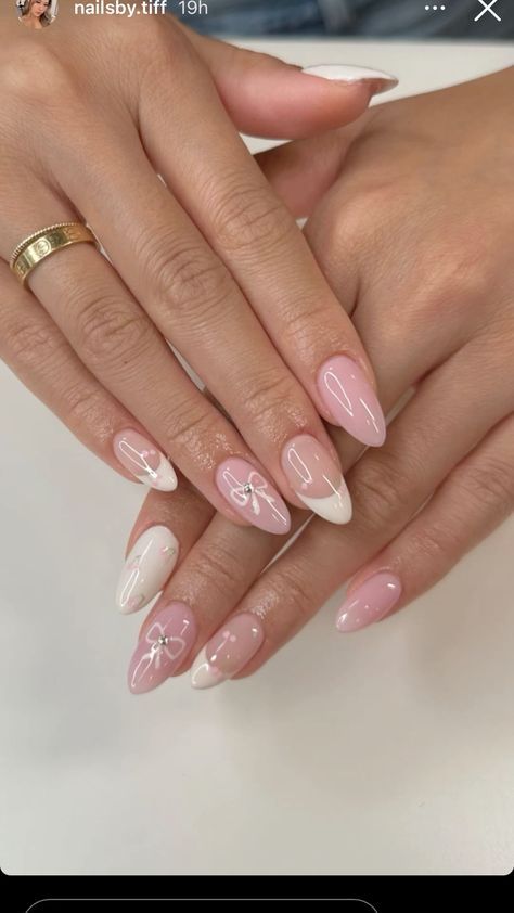 Graduation Nails, Gem Nails, Manicure Y Pedicure, Fire Nails, Pretty Acrylic Nails, Nails Inspo, Short Acrylic Nails, Cute Acrylic Nails, Nails Nailart