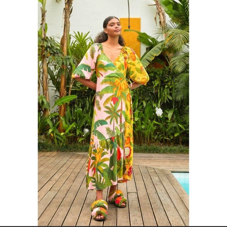 Nwt Farm Rio Mixed Prints Midi Wrap Dress. Yellow Tropical Dress For Summer, Yellow Tropical Style Beach Dress, Yellow Tropical Summer Dress, Yellow Tropical Maxi Dress For Summer, Yellow Tropical Maxi Dress For Vacation, Tropical Yellow Maxi Dress For Vacation, Yellow Tropical V-neck Maxi Dress, Yellow Tropical Print Brunch Dresses, Tropical Yellow V-neck Maxi Dress