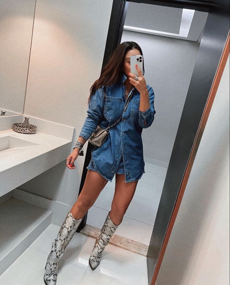 Denim On Demin Outfit, Boots In The Park Outfit, Fancy Western Outfits Wedding, Denim Outfit With Boots, Luis Miguel Concert Outfit, Denim Outfits For Women Party, Denim Mini Dress Outfit, Ootd Vaquero, Denim Cowgirl Outfit