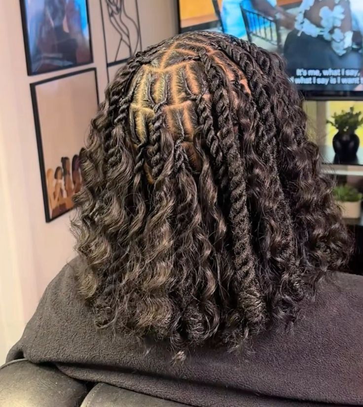 Loc Bob, Black Hair Protective Styles, Invisible Locs, Braided Hairstyles For Black Women Cornrows, Quick Weave Hairstyles, Cute Braided Hairstyles, Braided Cornrow Hairstyles, Cute Box Braids Hairstyles, Quick Braided Hairstyles