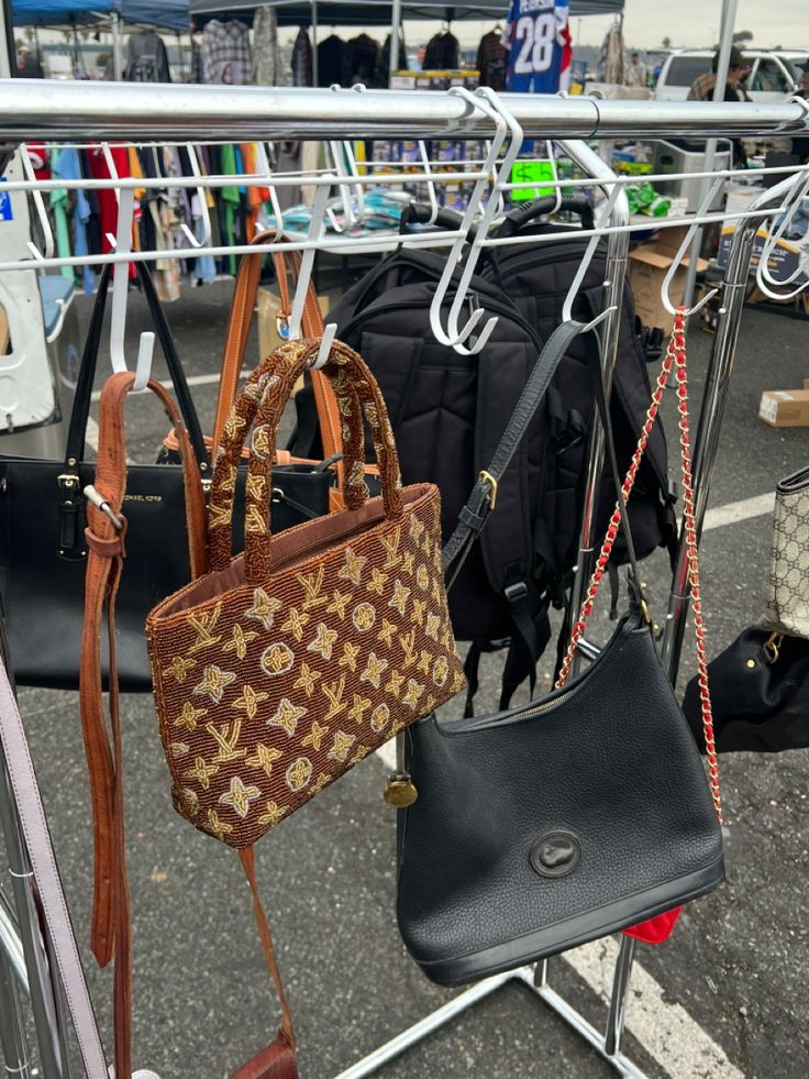 flea market, louis vuitton, bag, beaded, vintage, aesthetic, designer, swap meet, thrifted, thrifting, rare Flea Market Set Up, Flea Market Aesthetic, Market Aesthetic, Aesthetic Designer, Vintage Flea Market, Swap Meet, Flea Market Finds, Bags Aesthetic, Market Bag