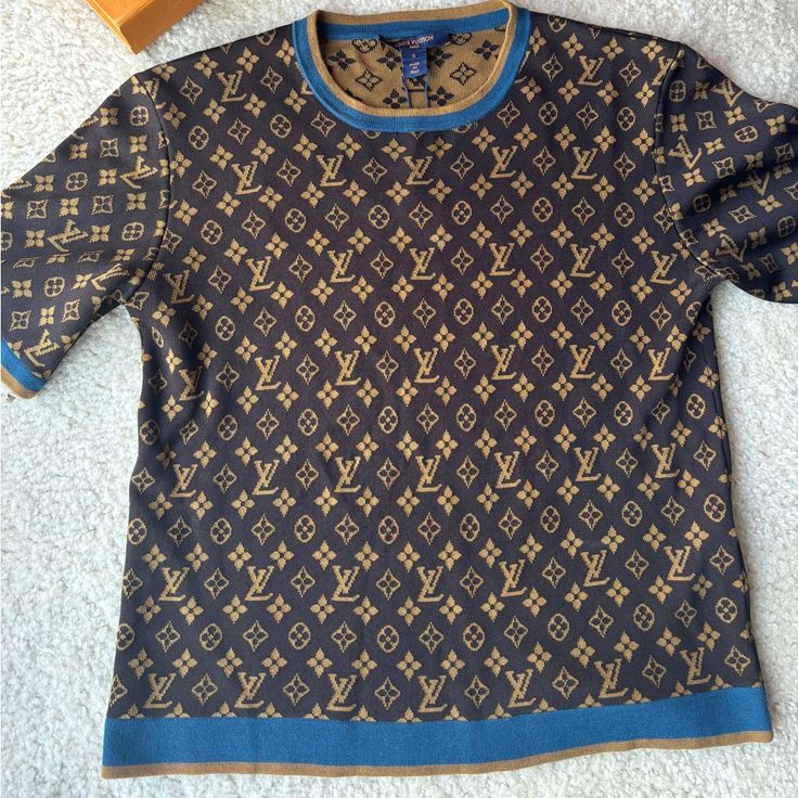 Small Lv Monogram Crew Neck Shirt Worn Once! Great Condition Comes With Receipt And Box It Came In Louis Vuitton Sweater, Louis Vuitton Shirts, Louis Vuitton T Shirt, Louis Vuitton Top, Applique Tee, Layered T Shirt, Tie Front Cardigan, Lv Monogram, Crochet Shirt