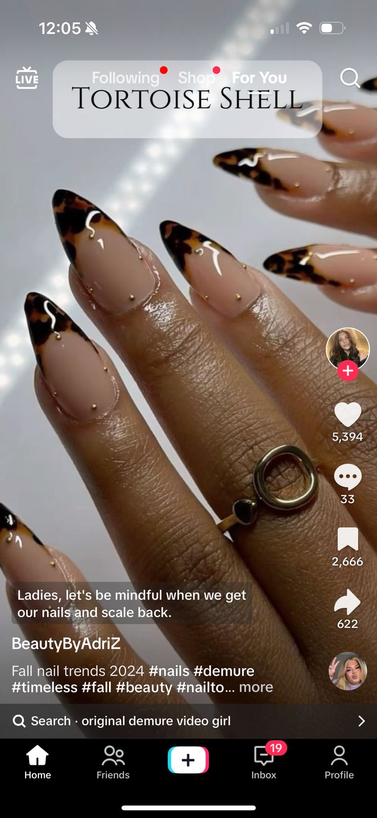 French Tip Tortoise Shell Nails, Neon And Tortoise Shell Nails, Cheetah Almond Acrylic Nails, Tortoise Shell Nail Tips, Tortoise Nails French Tip, Tortoise Tip Nails, Medium Oval Nails Acrylic, Tortoise French Nails, French Tortoise Nails