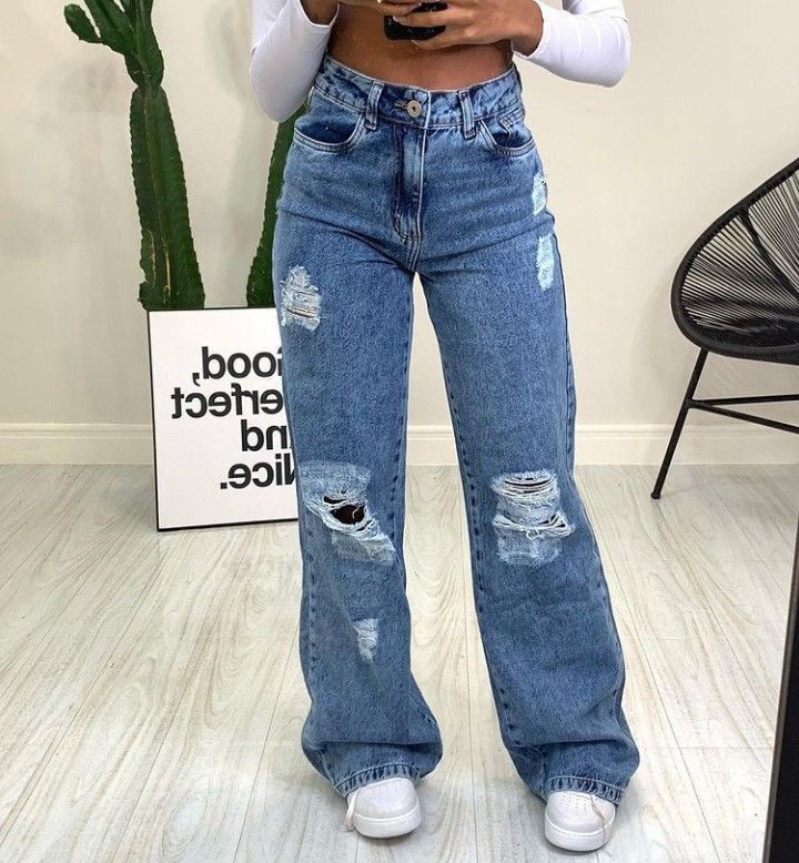 Fit Jeans Diy, Cute Ripped Jeans, Cargo Pants Outfit, Stylish Jeans, Vibe Clothes, Jeans Diy, Cute Jeans, Cute Swag Outfits, Casual Chic Outfit