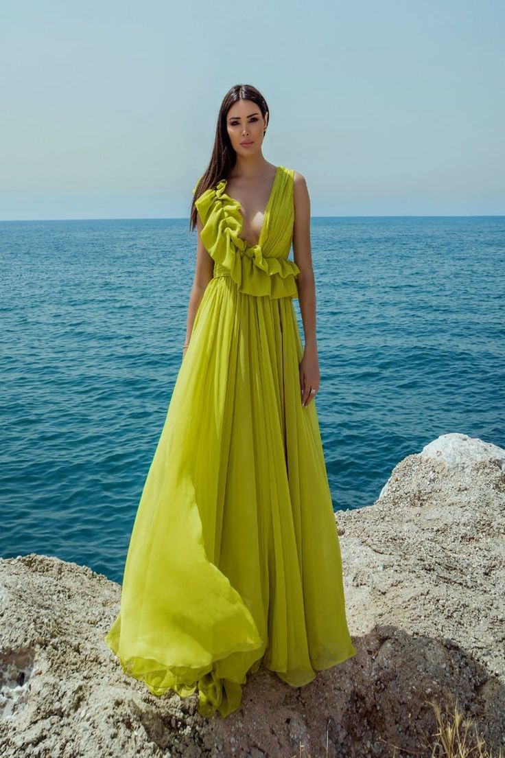 Looking for a light and airy summer dress? This Ziad Germanos chiffon anis dress is perfect! The floaty fabric will keep you cool and comfortable in the heat, while the pretty anis color is perfect for summer. Plus, the loose fit means you can easily wear it over your swimsuit for a day at the beach. Green Chiffon Dress, Couture Evening Dress, Dress Code Wedding, Plastic Dress, Chiffon Fashion, On The Dance Floor, Flowing Dresses, Short Dresses Casual, Fashion Mistakes