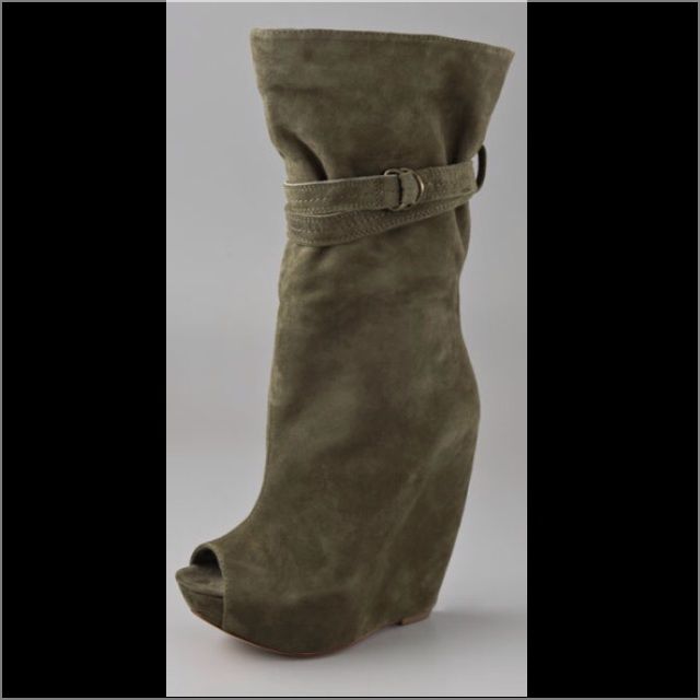 Brand New Report Wedge Shoes . Report Signature Green Pearsall Suede Wedge Boot ,Open-Toe Suede Wedge Booties Feature A D-Ring Strap At The Slouchy Shaft. Hidden Platform And Hidden Wedge Heel. Leather Sole. Color: Olive Hidden Wedge Boots, Shoes Game, Tan Wedges, Suede Wedges, Shoes Brand, Wedge Boots, Womens Shoes Wedges, D Ring, Shoe Game