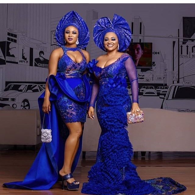 198 Likes, 1 Comments - Asoebi Special (@asoebispecial) on Instagram: “💙💙 @ceolumineeofficial @realmercyaigbe  #Asoebi #AsoebiSpecial” Blue Asoebi Lace Styles For Wedding, Royal Blue Asoebi, Royal Blue Lace Asoebi Styles, Blue Asoebi Lace Styles, Blue Asoebi, Ankara And Lace Styles, Ankara And Lace, Lace Asoebi Styles, Asoebi Lace Styles