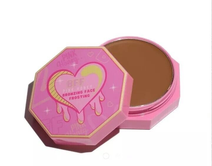 BFF Pink Honey Butter cream Bronzing Face Frosting bff cream bronzer 40g vegan Honey Butter Cream, Honey Fudge, Truffle Cream, Cream Bronzer, Honey Face, Too Faced Bronzer, Honey Butter, Milk Makeup, Makeup Items