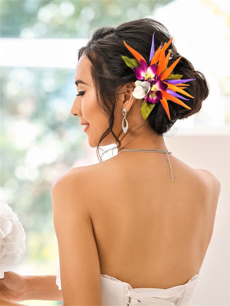 Wedding Headpiece, Hair Accessory, Bird of Paradise, Silk Hair Orchids, Bridal Hair Clip, Hawaiian Flower, Bridal Hair Comb, Beach Wedding - Etsy Tropical Bridal Hair Piece, Luau Wedding Dress, Tropical Wedding Hair Flowers, Hawaii Wedding Bridesmaid Dresses, Hawaiian Wedding Theme, Birds Of Paradise Wedding, Tropical Wedding Colors, Tropical Wedding Hair, Hawaiian Bride