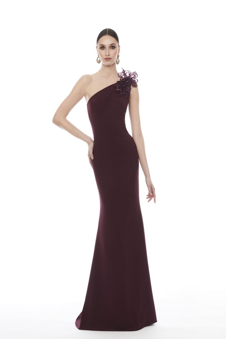 Elevate your evening look with Frascara 4320. This luxurious crepe evening dress features a sleek one-shoulder silhouette and a floor-sweeping length, perfect for formal occasions. Designed to make you the centre of attention, turn heads effortlessly with this chic and elegant style. Formal One-shoulder Evening Dress With Sweep Train, One-shoulder Evening Dress With Sweep Train For Formal Occasions, Evening One Shoulder Dress With Sweep Train, Elegant One-shoulder Gown With Sweep Train, Elegant One Shoulder Wedding Dress With Sweep Train, Elegant One Shoulder Dress With Sweep Train For Wedding, Elegant One Shoulder Dress With Sweep Train For Gala, Elegant Floor-length One Shoulder Dress For Prom, Elegant One Shoulder Prom Dress With Sweep Train