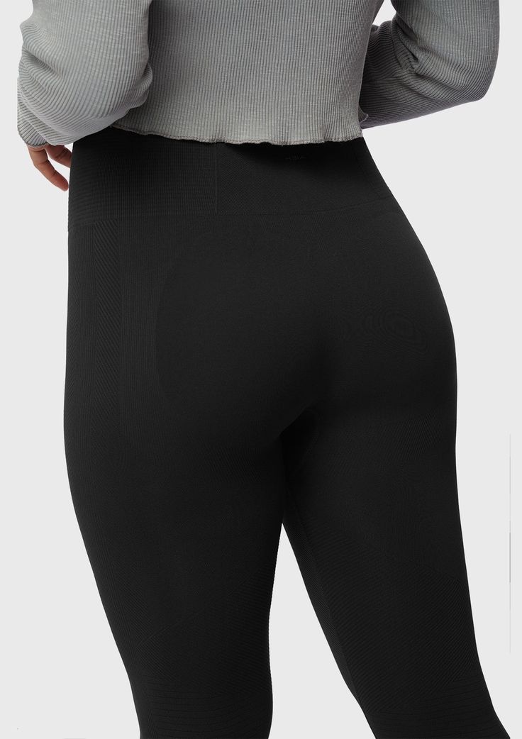 Curves Enhanced, Confidence Unleashed: Our butt-lifting leggings redefine curves with a strategically crafted back scrunch seam detail. Enjoy a subtle lift that complements your natural shape, turning heads wherever you go. Only One sizeHips: 31.5-43.5 inchHeight: 61-68.5 inchWeight: 88-165 lb Targeted Support, Next-Level Performance: Experience innovative contouring with specialized leg and glute panels. Extra Comfort, Seamless Design: Immerse yourself in blissful comfort with our seamless legg Seamless Sculpting Activewear, Solid Sculpting Seamless Leggings, Sculpting Seamless Leggings, Sculpting Solid Seamless Leggings, Solid Sculpting Seamless Tights, Sculpting Seamless Solid Tights, Sculpting Seamless Solid Color Tights, Sculpting Solid Seamless Tights, Solid High Waist Shaping Activewear