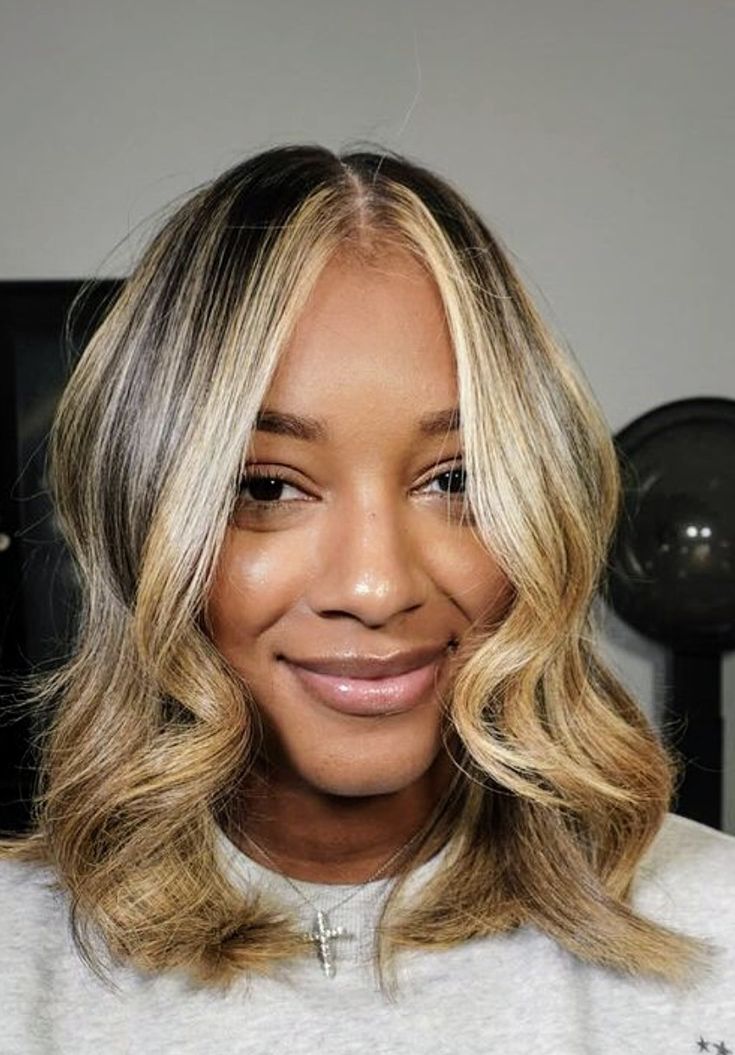 Blonde Lob Black Women, Blonde And Brown Hair Color Medium Length, Highlights Bob Haircut Black Women, Highlighted Hair Black Women, Blonde Balayage Bob Black Women, Blonde Highlights Brown Hair Black Women, Balayage Silk Press, Blonde Highlights Black Women Natural, Dusty Blonde Hair On Black Women