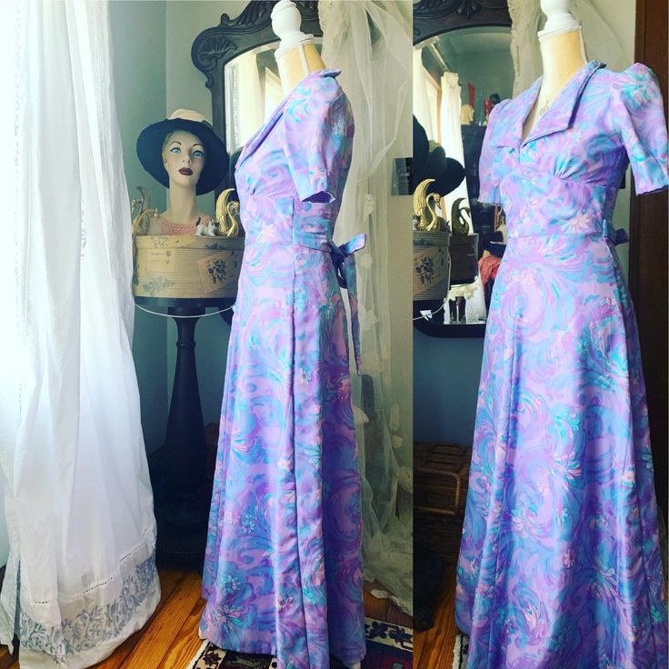 70s Purple Psychedelic Dress, Vintage Purple Spring Dress, Vintage 70s Purple Maxi Dress, Size Small Vintage Dress, Short Sleeved Dress Beautiful 1970s era purple watercolor psychedelic print dress. Perfect for spring. Appears to have been handmade with great skill. Such pretty and refreshing colors. The dress has been cleaned and is ready to wear. Overall, excellent vintage condition with no noticeable flaws. Measurements // Bust: 33/34 inches Waist: 25 inches Length from top of shoulder to hem Fitted Vintage Print Dress Inspired By 70s, Fitted 70s Inspired Dress With Vintage Print, Fitted Dress With Vintage Print In 70s Style, Fitted Retro Print Maxi Dress, Vintage Fitted Maxi Dress With Short Sleeves, Vintage Purple A-line Dress, Fitted 1970s Vintage Print Dress, Retro Lined Maxi Dress, 1970s Fitted Dress With Vintage Print