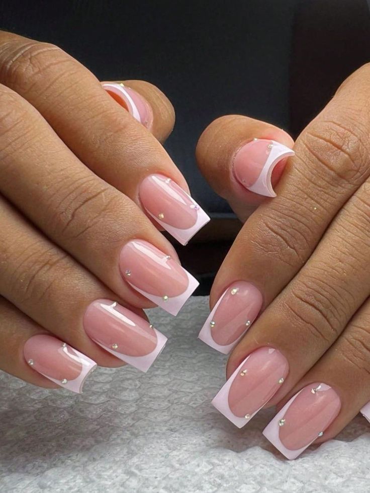 Simple Nails Acrylic French Tips, Short Acrylic Nails Ballerina, Square Nails Inspo Summer, Square French Tip With Design, Square Acrylic Nails Designs Ideas, Clean Nail Designs Simple, Pink French Tip With White Line, Summer Acrylic Nails Square Medium, Square French Tip Designs