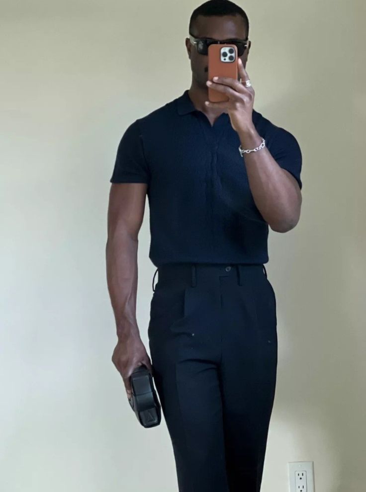 Modest Fashion Outfits Men, Relaxed Formal Outfit Men, Scholar Outfit Men, Black Men Old Money Aesthetic, All Black Outfit Men Classy, Black Men Classy Outfits, Dinner Party Outfit Men, Black Men Outfits Dressy, Black Men Style Classy